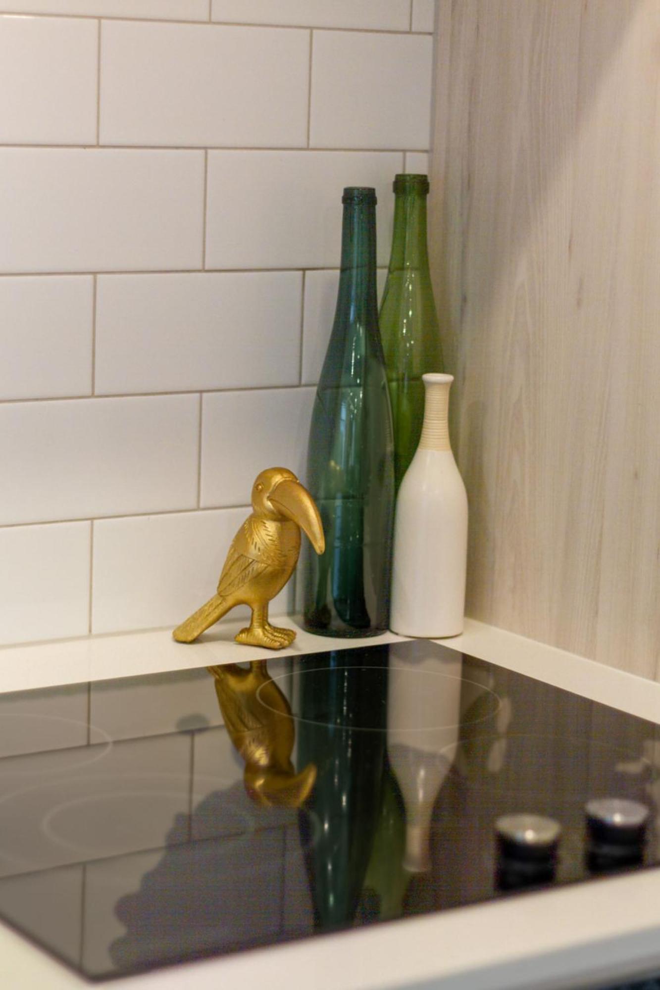 Gorgeous In Green - 2 Bed Central Oasis W/King Bed Christchurch Buitenkant foto