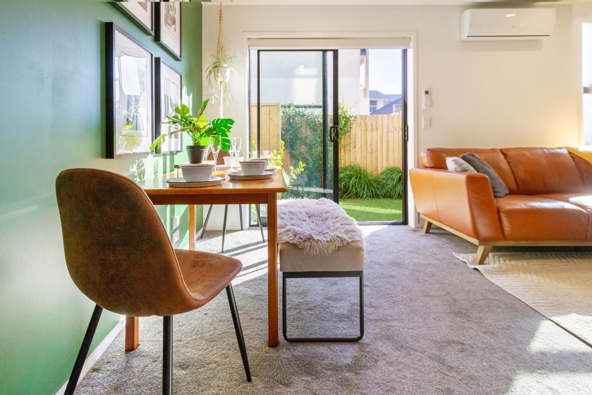 Gorgeous In Green - 2 Bed Central Oasis W/King Bed Christchurch Buitenkant foto