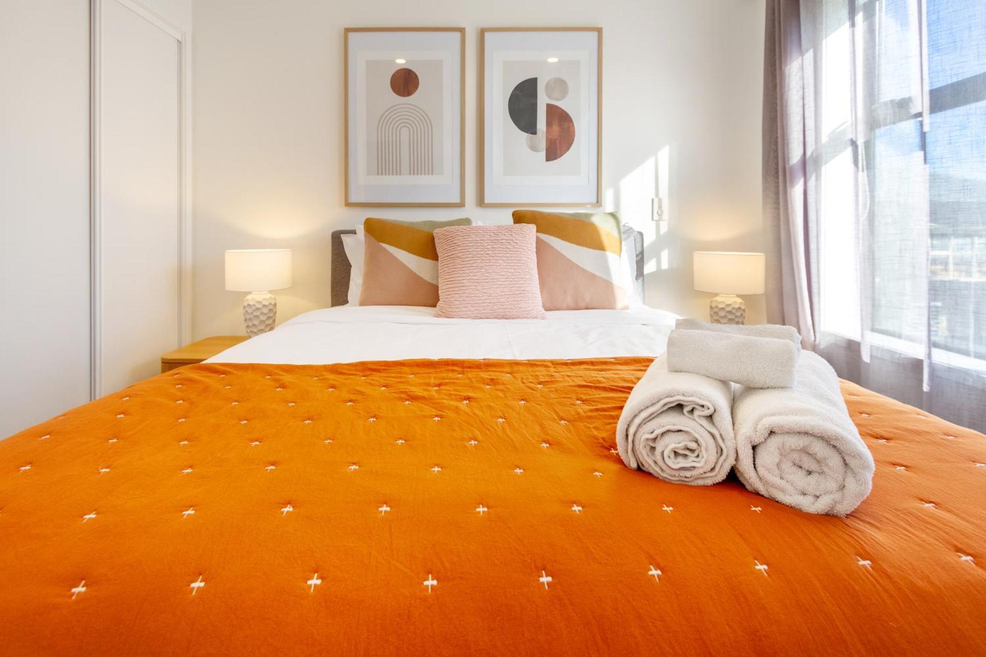 Gorgeous In Green - 2 Bed Central Oasis W/King Bed Christchurch Buitenkant foto